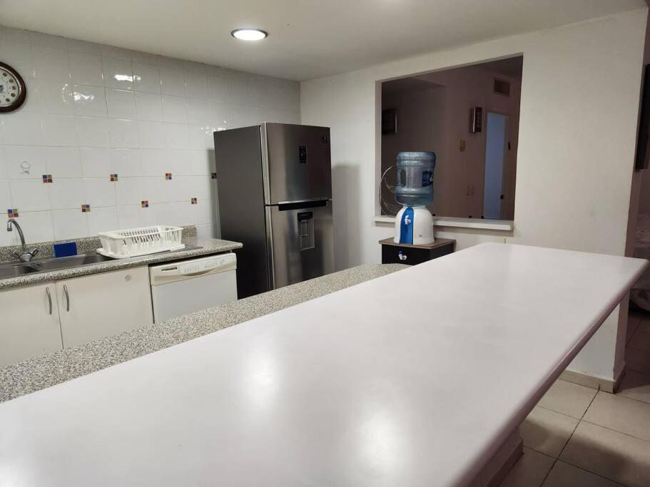 Appartement Departamento De Lujo. Seguridad 24. Playa A Pasos. à Acapulco Extérieur photo